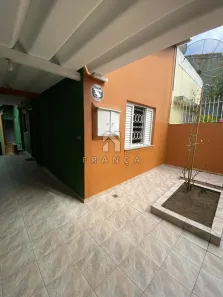 Casa com 3 Quartos para alugar, 130m² no Jardim Bela Vista, Jacareí