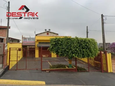 Casa com 5 Quartos à venda, 500m² no Ivoturucaia, Jundiaí