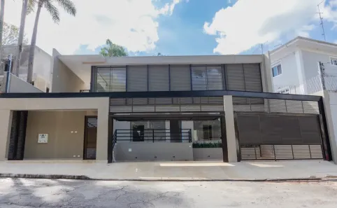 Casa com 5 Quartos à venda, 450m² no Jardim Guedala, São Paulo