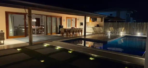 Casa de Condomínio com 4 Quartos à venda, 220m² no Olivença, Ilhéus