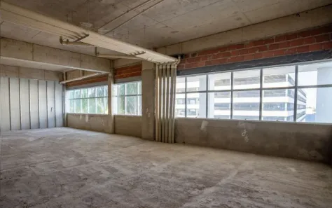 Sala Comercial à venda, 253m² no Jardim Karaíba, Uberlândia