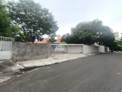 Imóvel Comercial com 4 Quartos para alugar, 700m² no Planalto, Teresina