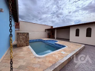 Casa com 4 Quartos para alugar, 183m² no Pontal de Santa Marina, Caraguatatuba
