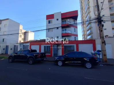 Apartamento com 3 Quartos para alugar, 77m² no Morada da Colina, Uberlândia