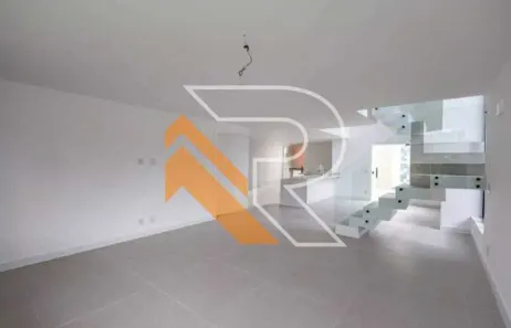 Casa com 3 Quartos à venda, 242m² no Camboinhas, Niterói