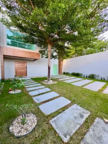 Sobrado com 4 Quartos à venda, 250m² no Sapiranga-Coité, Fortaleza