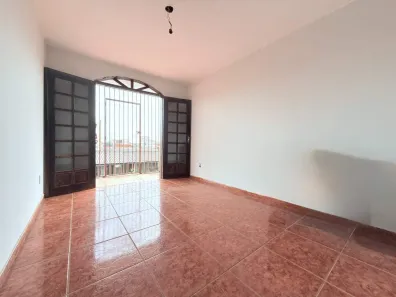 Casa com 4 Quartos à venda, 136m² no Samambaia Sul, Brasília