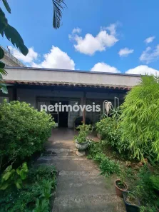 Casa com 3 Quartos à venda, 380m² no Sagrada Família, Belo Horizonte