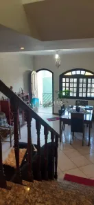 Casa com 3 Quartos à venda, 175m² no Parque Pinheiros, Taboão da Serra