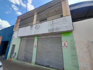 Sala Comercial para alugar, 250m² no Centro, Araraquara
