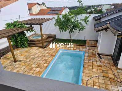 Casa com 3 Quartos à venda, 224m² no Cidade Jardim, Uberlândia