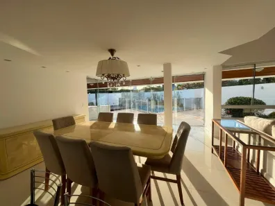 Casa com 4 Quartos à venda, 330m² no Córrego Grande, Florianópolis
