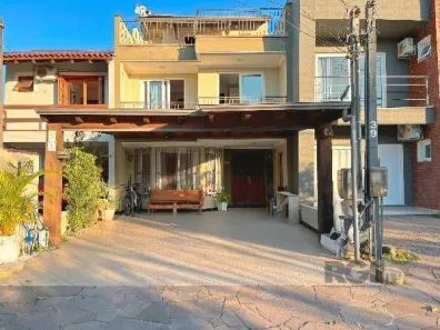 Casa com 3 Quartos à venda, 195m² no Hípica, Porto Alegre