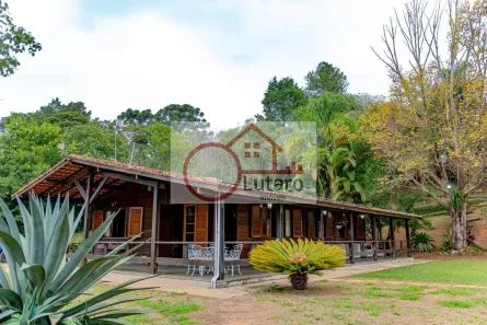 Fazenda/Sítio com 3 Quartos à venda, 266m² no Paruru, Ibiúna