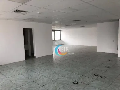 Sala Comercial para alugar, 133m² no Itaim Bibi, São Paulo
