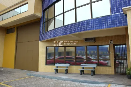 Galpão/Depósito/Armazém para alugar, 600m² no Sarandi, Porto Alegre