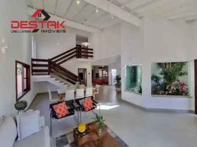 Casa de Condomínio com 3 Quartos à venda, 450m² no Rainha, Louveira