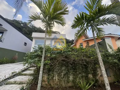 Casa de Condomínio com 4 Quartos à venda, 220m² no Balneário Praia do Pernambuco, Guarujá