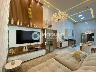 Casa com 3 Quartos à venda, 250m² no Jardim Patrícia, Uberlândia