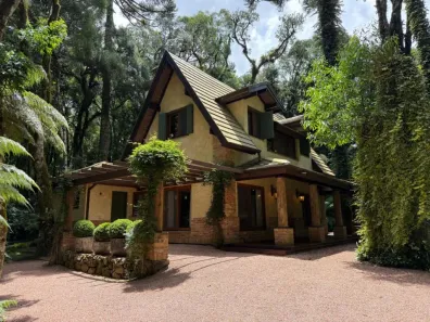 Casa com 3 Quartos à venda, 245m² no , Gramado