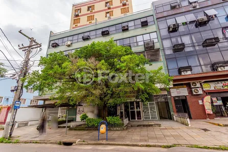 Sala Comercial à venda, 35m² no Passo da Areia, Porto Alegre
