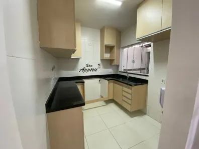 Casa de Condomínio com 3 Quartos para alugar, 120m² no Vila Oliveira, Mogi das Cruzes