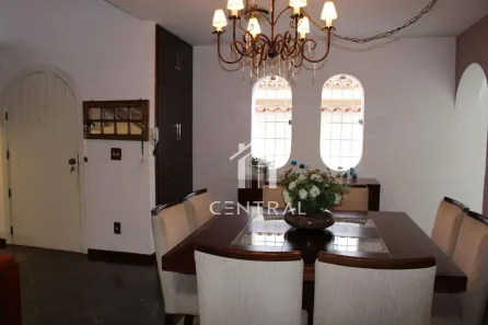 Imóvel Comercial com 4 Quartos para alugar, 255m² no Jardim América, Sorocaba