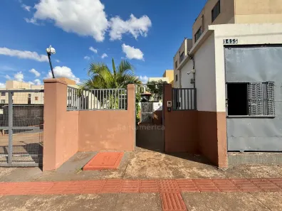Apartamento com 2 Quartos à venda, 43m² no Jardim Maria Celina, Londrina