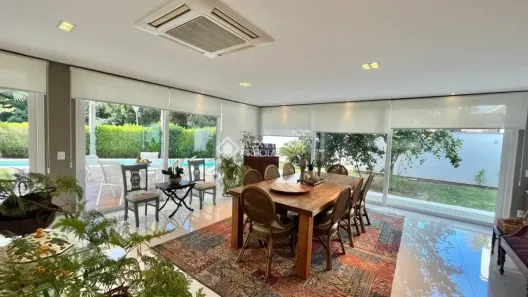 Sobrado com 4 Quartos à venda, 420m² no Jurerê Internacional, Florianópolis