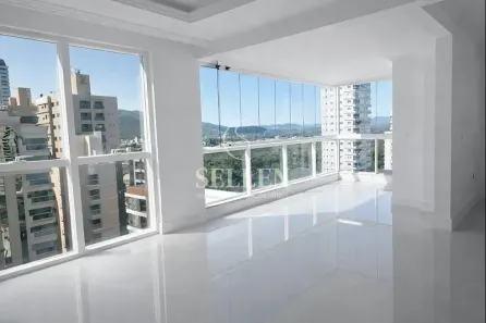 Apartamento com 3 Quartos à venda, 209m² no Meia Praia, Itapema