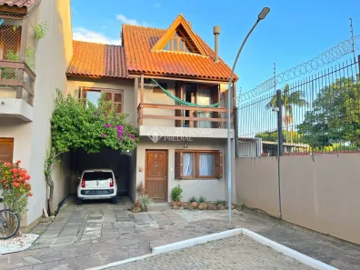 Casa de Condomínio com 3 Quartos à venda, 208m² no Guarujá, Porto Alegre