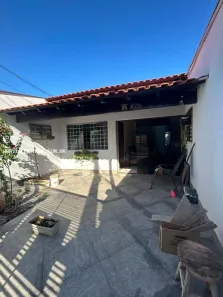 Casa com 3 Quartos à venda, 143m² no Brasília, Londrina