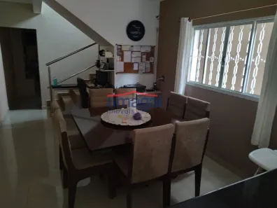 Sobrado com 3 Quartos à venda, 200m² no Cidade Salvador, Jacareí