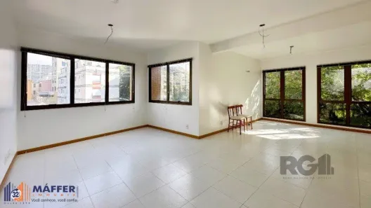Sala Comercial à venda, 37m² no Praia de Belas, Porto Alegre