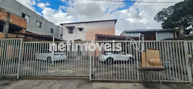 Casa com 2 Quartos para alugar, 80m² no Darcy Vargas, Contagem