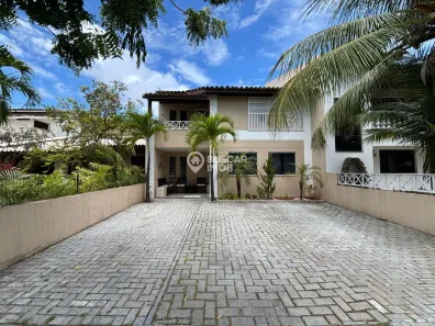 Casa de Condomínio com 4 Quartos à venda, 230m² no Itapuã, Salvador