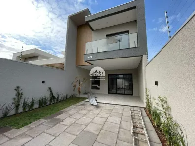 Sobrado com 2 Quartos à venda, 165m² no Pioneiros Catarinenses, Cascavel