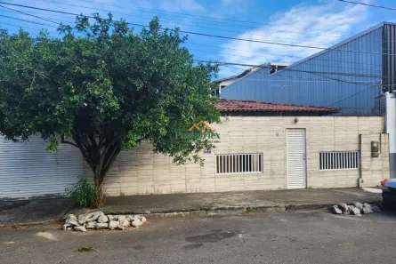 Casa com 4 Quartos à venda, 200m² no Parque Residencial Laranjeiras, Serra