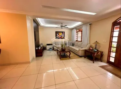 Casa com 3 Quartos à venda, 270m² no Vila Cloris, Belo Horizonte