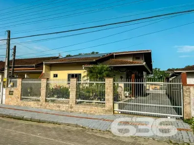 Casa com 3 Quartos à venda, 163m² no Vila Nova, Joinville