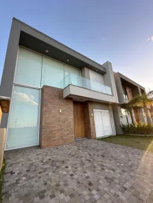 Sobrado com 3 Quartos à venda, 147m² no , Xangri-Lá