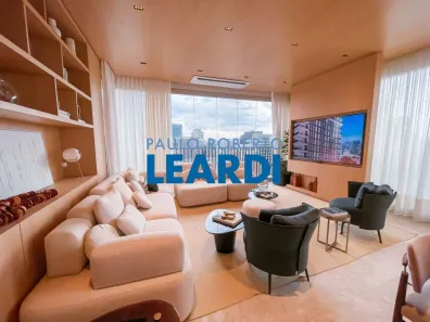 Apartamento com 2 Quartos à venda, 137m² no Vila Nova Conceição, São Paulo