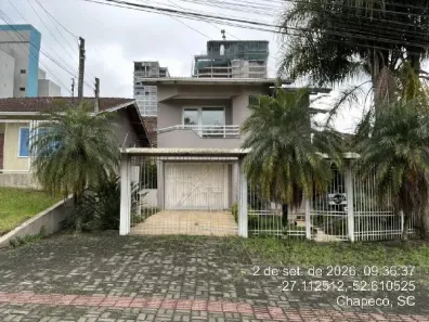 Casa com 3 Quartos à venda, 306m² no Centro, Chapecó