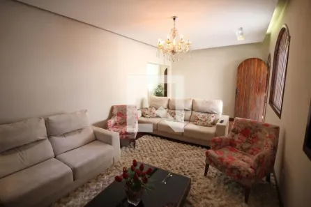 Casa com 3 Quartos à venda, 420m² no Tirol (Barreiro), Belo Horizonte