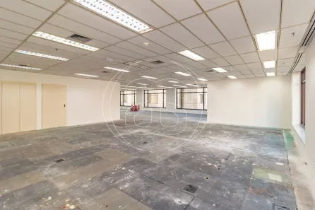 Sala Comercial para alugar, 370m² no Indianópolis, São Paulo