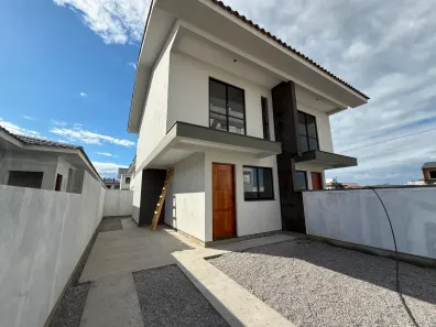 Sobrado com 2 Quartos à venda, 70m² no Nova Palhoça, Palhoça
