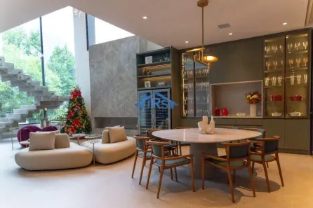 Casa de Condomínio com 4 Quartos à venda, 410m² no Alphaville, Santana de Parnaíba