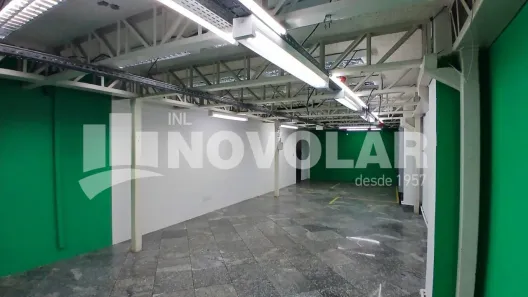 Prédio Comercial para alugar, 700m² no Santana, São Paulo