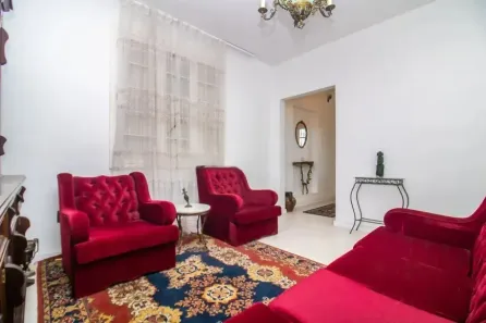 Casa com 6 Quartos para alugar, 482m² no Santa Cecília, Porto Alegre
