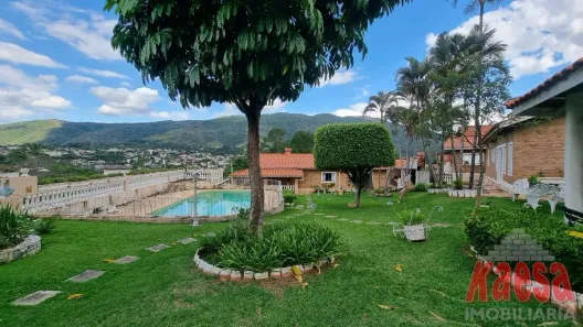 Fazenda/Sítio com 3 Quartos à venda, 507m² no Retiro das Fontes, Atibaia